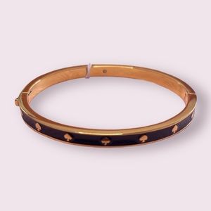 Kate Spade Spot The Spade Bangle ♠️
